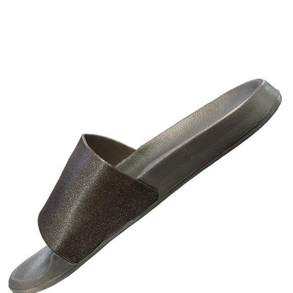 NWOT:American Eagle Outfitters.Women Flip Flops Color Grey Sandal Size 11 - Picture 2 of 11